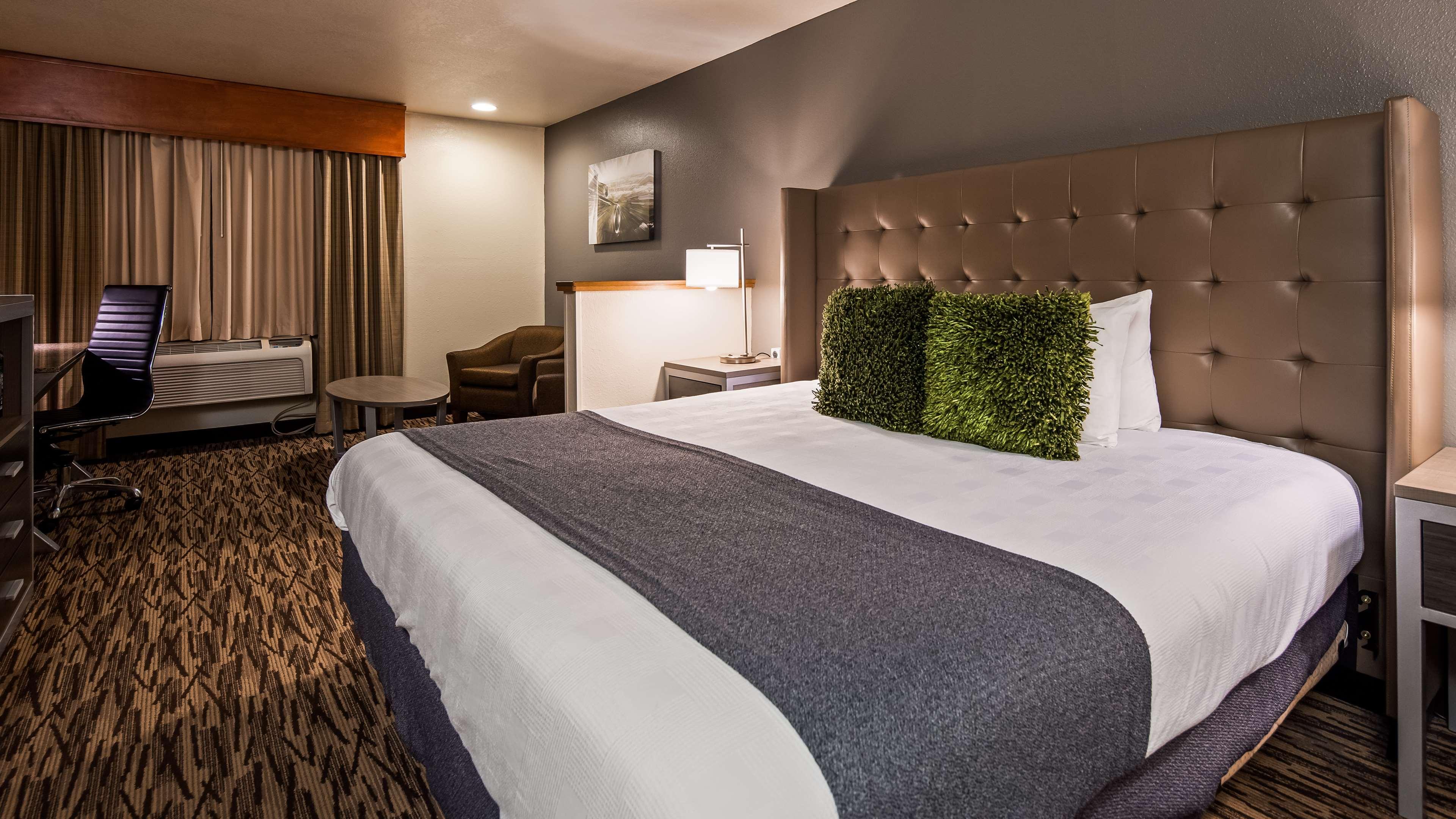 Best Western Plus Peppertree Airport Inn Airway Heights Exterior foto